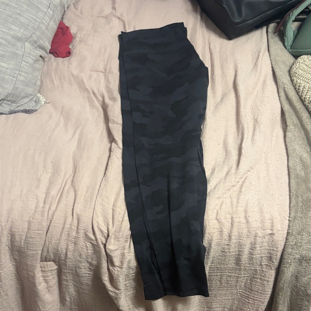 Lululemon Athletica Black Camo Leggings
